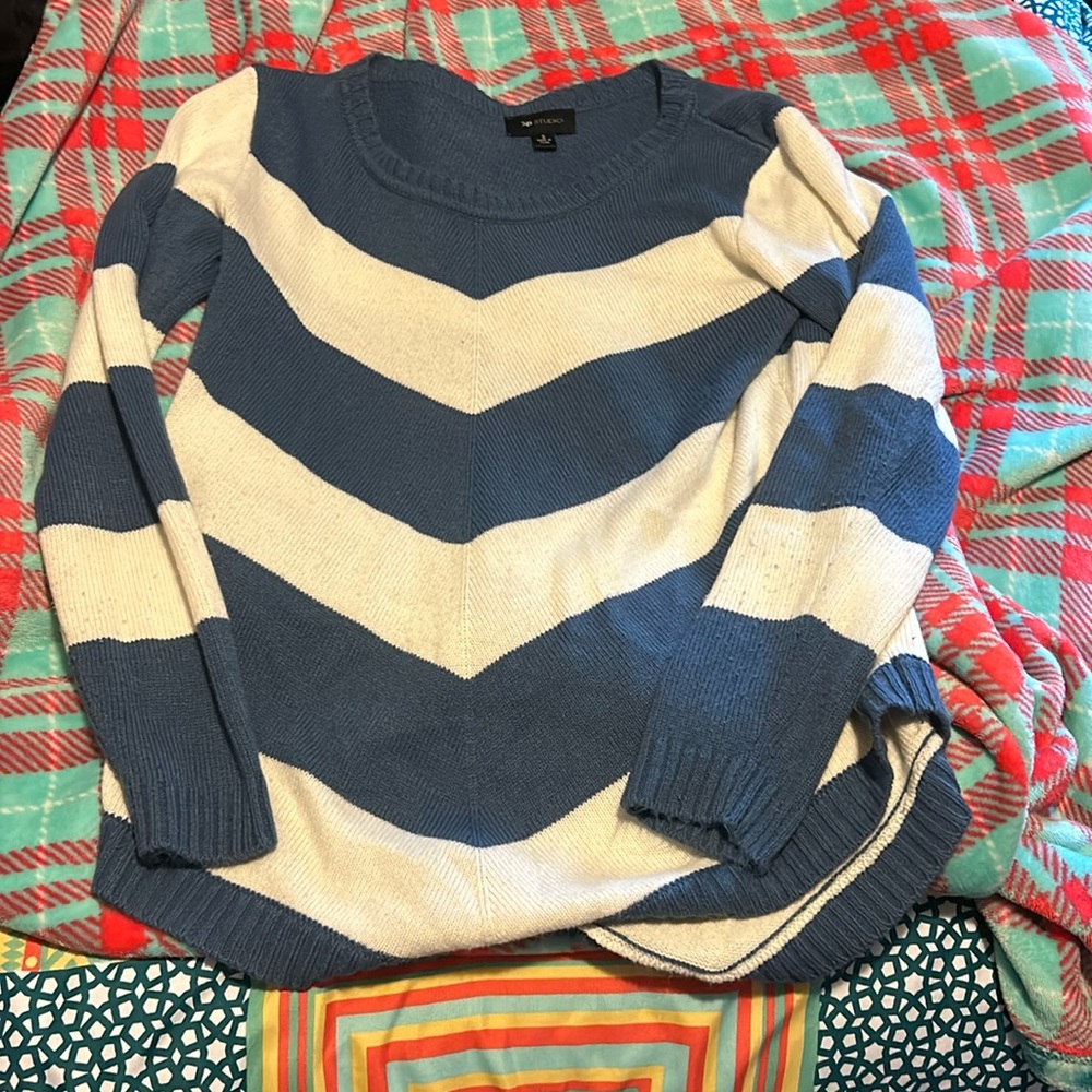 Sweater ! Cozy!